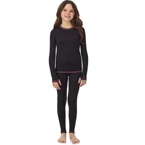 Cuddl Duds Other - NWT Cuddl Duds comfortech stretch 2 piece base layer set black size XS